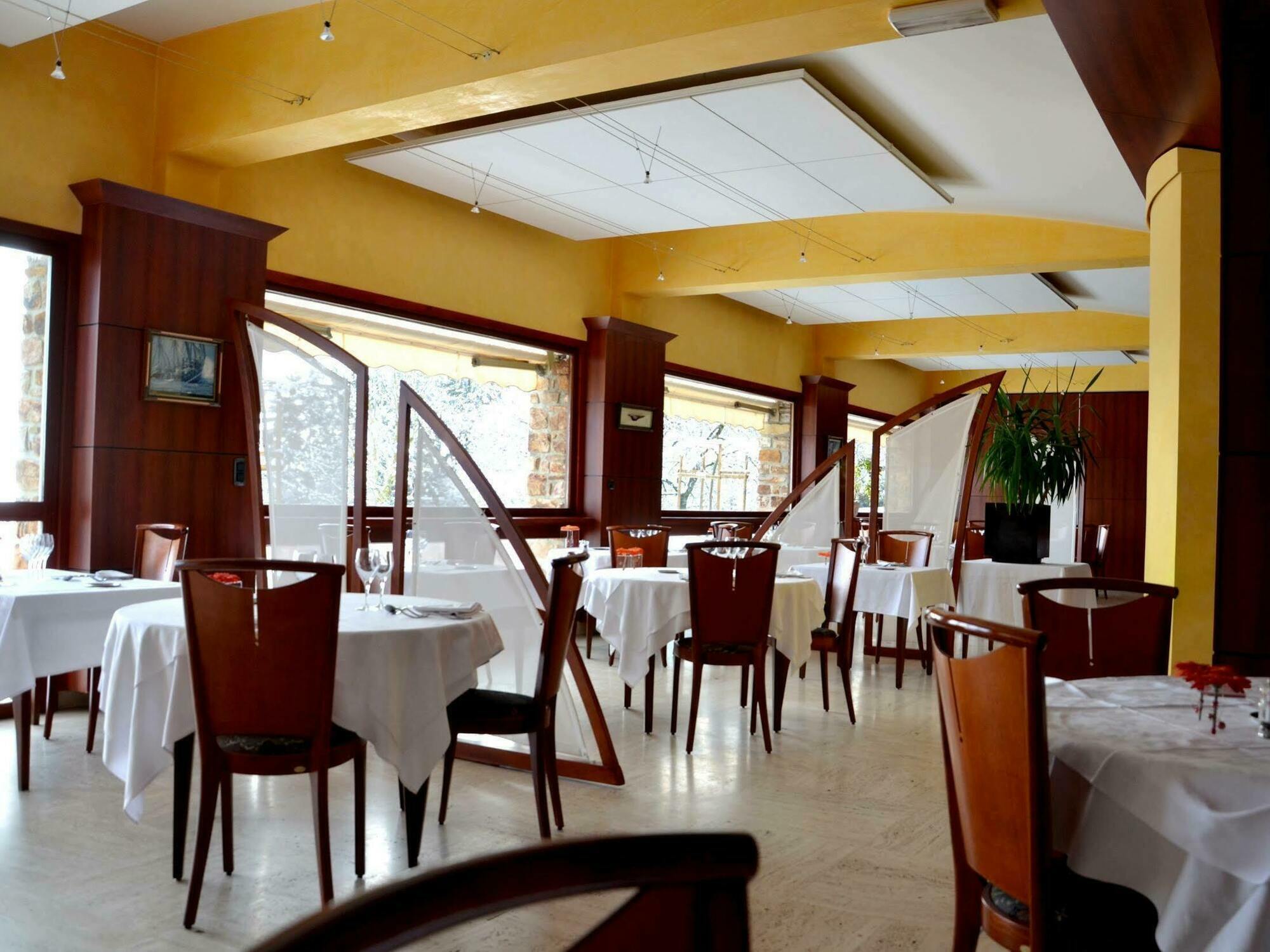 Authentic By Balladins - Rodez / Le Segala Baraqueville Exterior photo