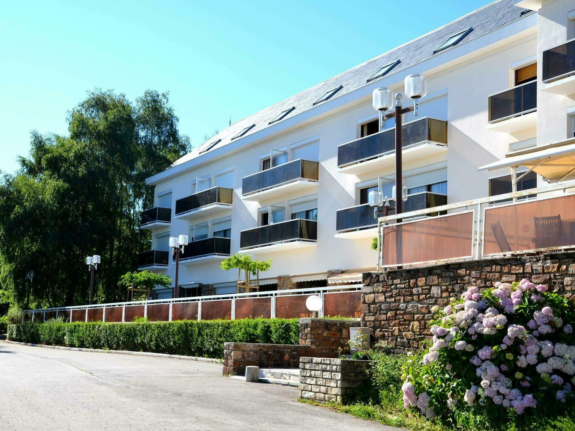 Authentic By Balladins - Rodez / Le Segala Baraqueville Exterior photo