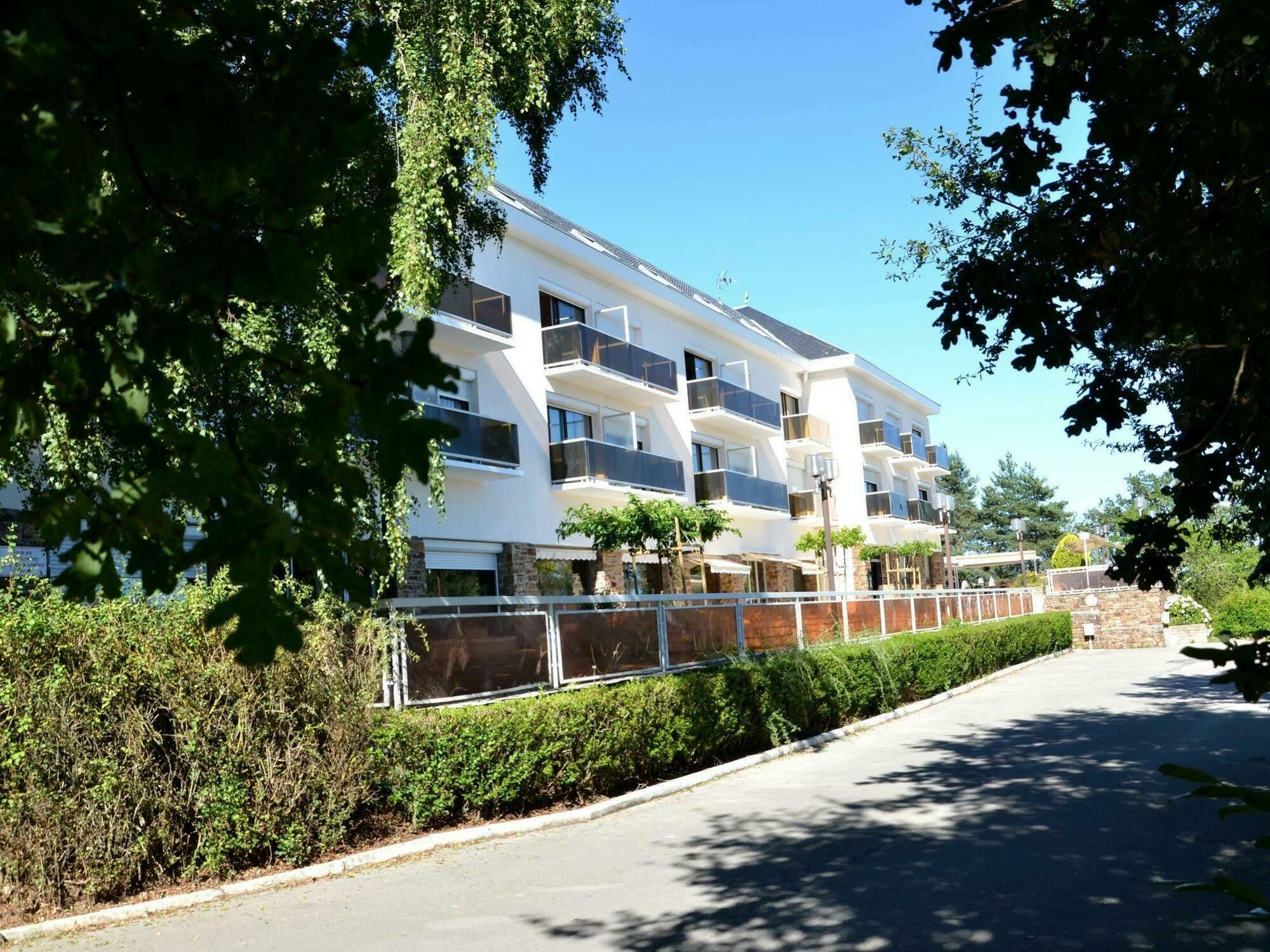 Authentic By Balladins - Rodez / Le Segala Baraqueville Exterior photo